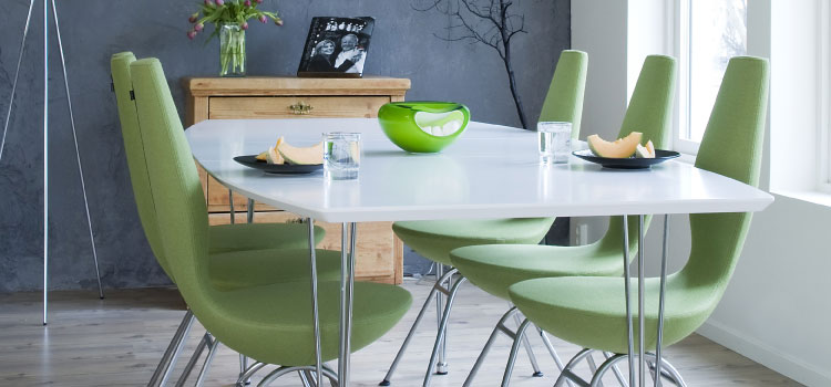date varier bewegende eetkamerstoelen luxe zitmeubels keukenstoelen kopen woning inrichten Lineo Moderne Interieurs Aalst Waalre regio Eindhoven